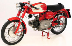 1957 Aermacchi 175 Ala Rossa