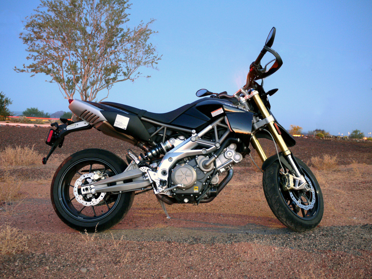 2010 Aprilia Dorsoduro 750