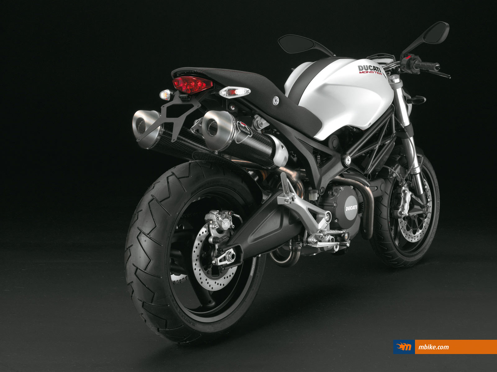 2008 Ducati Monster 696