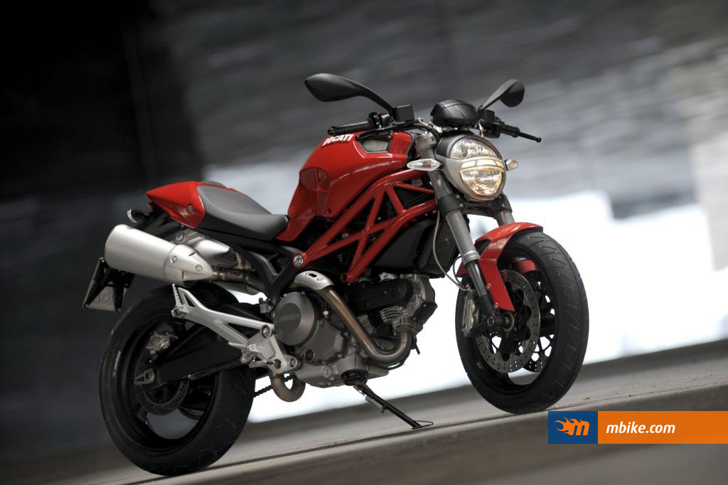 2009 Ducati Monster 696