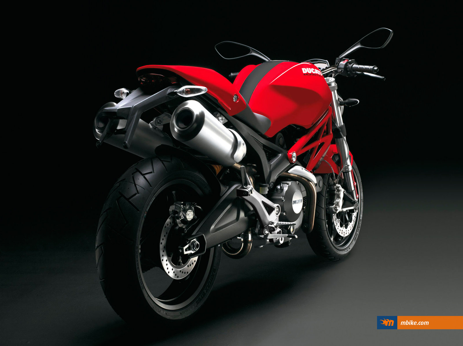 2009 Ducati Monster 696