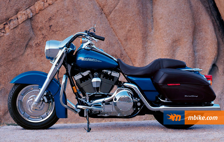 2005 Harley-Davidson FLHRS Road King Custom