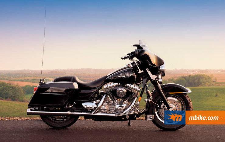 2005 Harley-Davidson FLHT Electra Glide Standard