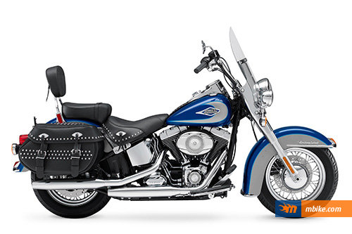 2005 Harley-Davidson FLSTC Heritage Softail Classic
