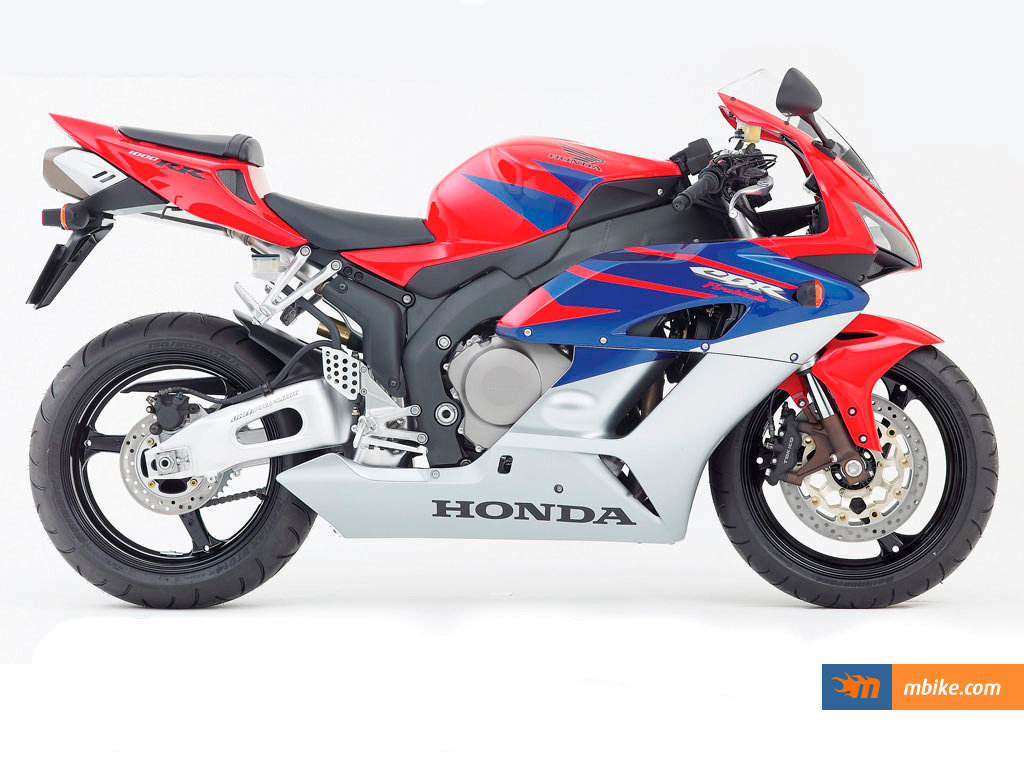 2005 Honda CBR 1000 RR (Fireblade)