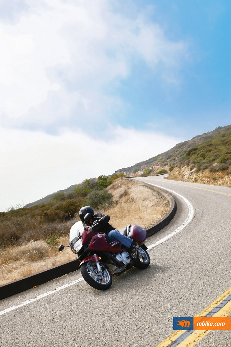 2010 Honda NT 700 V (Deauville)