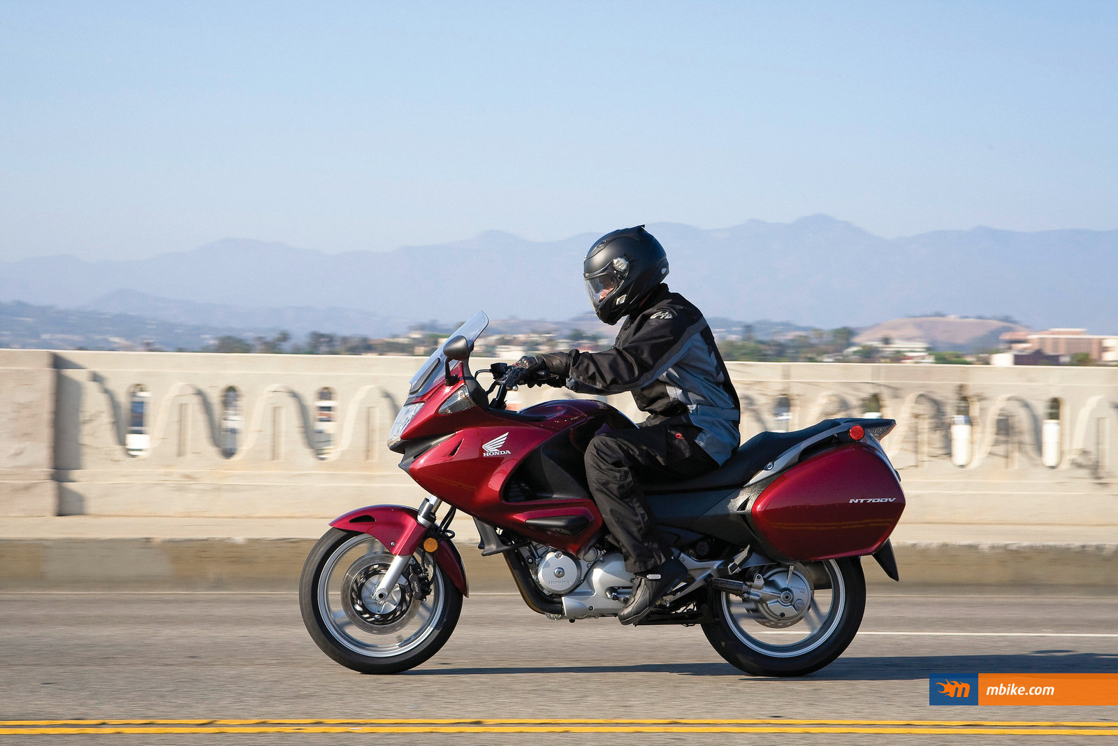 2010 Honda NT 700 V (Deauville)