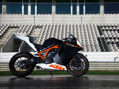 Photo of a 2010 KTM 1190 RC8