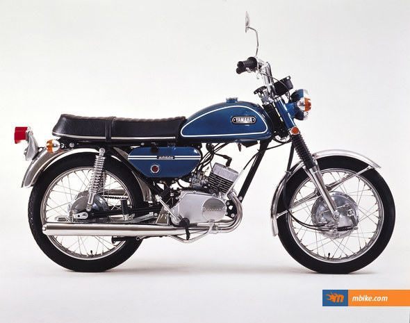 1971 Yamaha CS 200