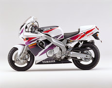 1995 Yamaha FZR 600 R