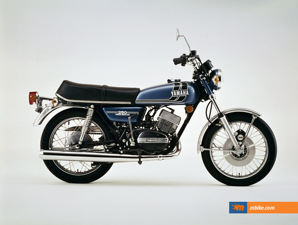 1974 Yamaha RD 250