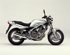 2002 Yamaha XJ 600 N
