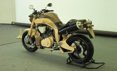 Photo of a 2004 Yamaha MT-01