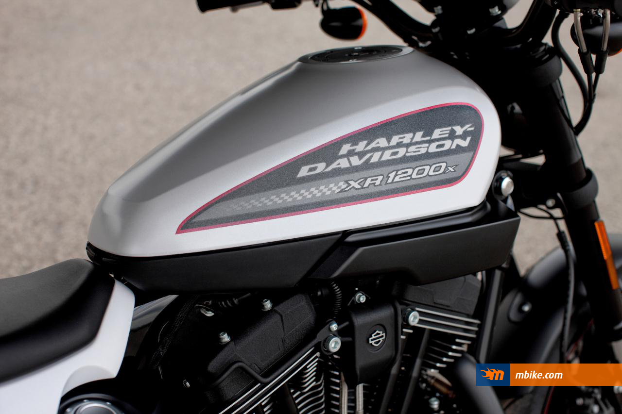 2011 Harley-Davidson XR1200X
