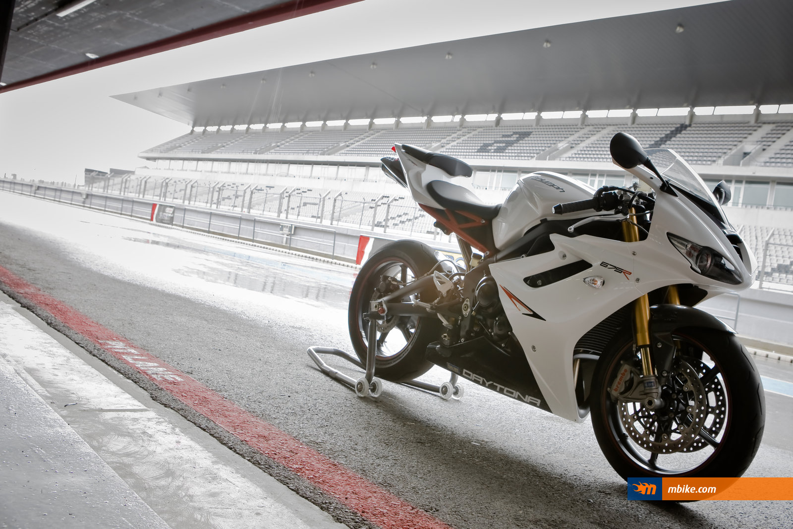 2011 Triumph Daytona 675 R