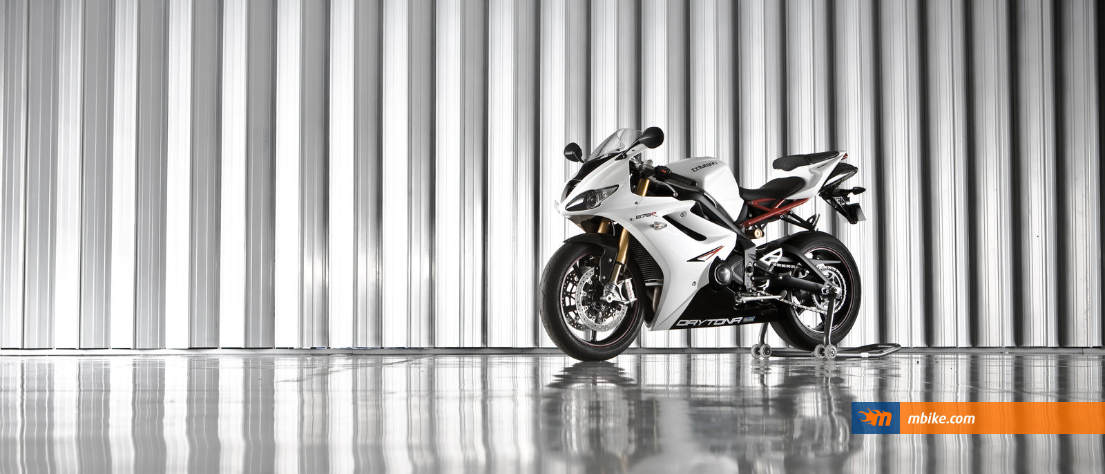 2011 Triumph Daytona 675 R