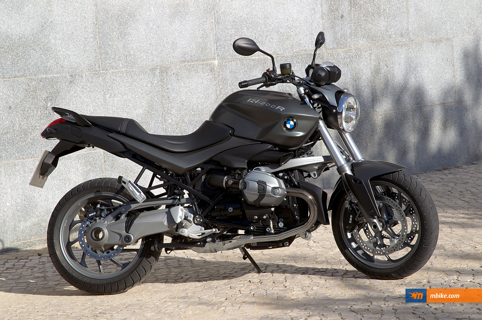 2011 BMW R1200R