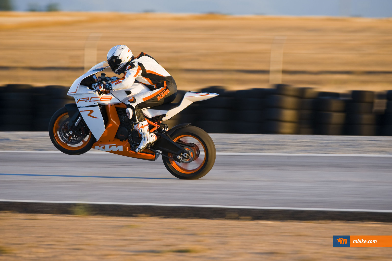 2011 KTM RC8 R