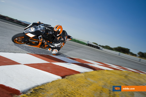 2011 KTM RC8 R