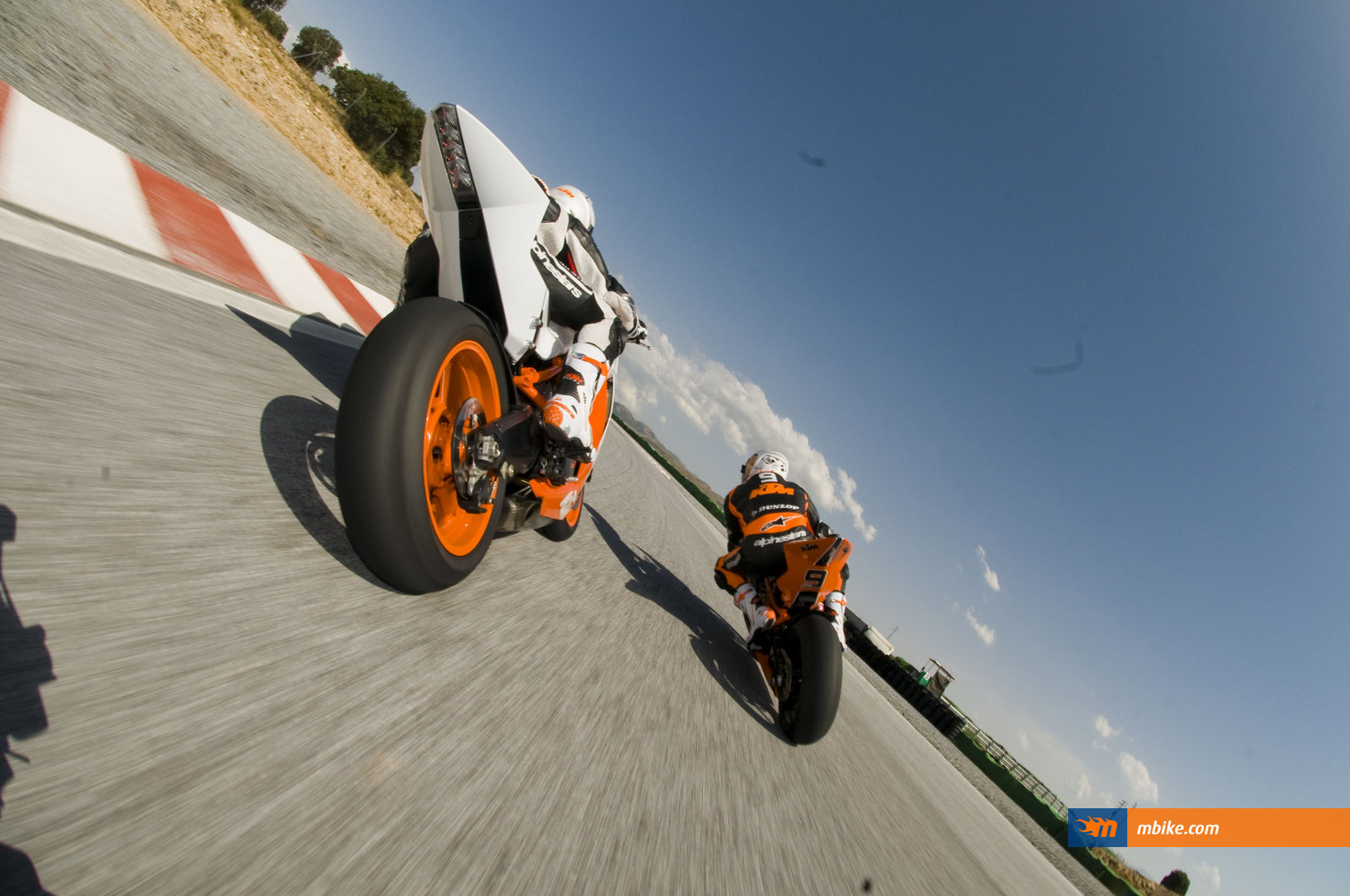 2011 KTM RC8 R