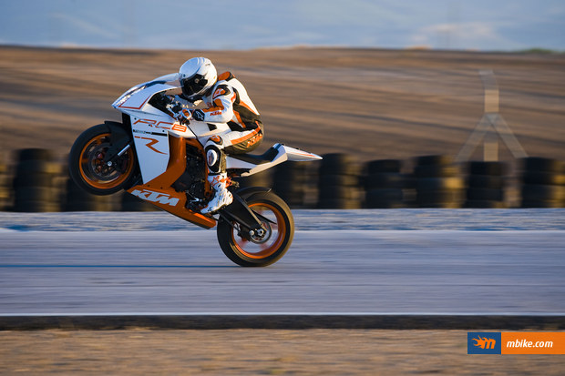 2011 KTM RC8 R