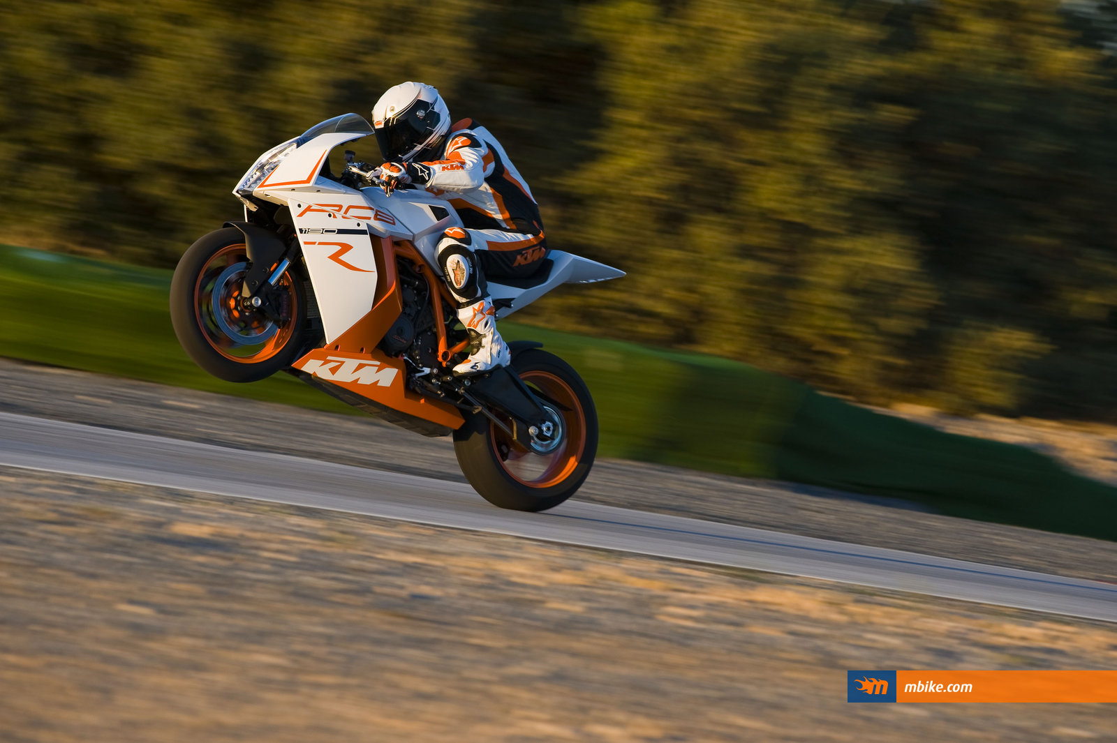 2011 KTM RC8 R