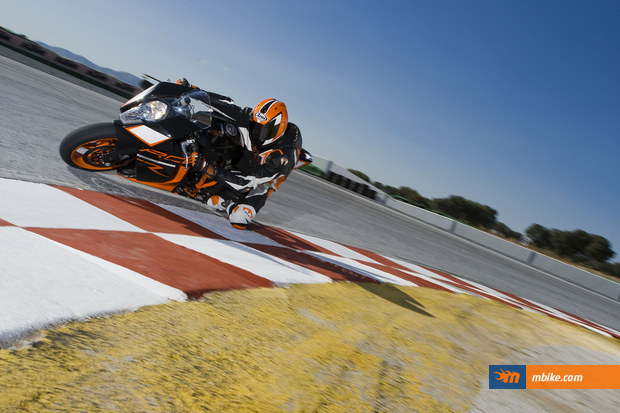 2011 KTM RC8 R