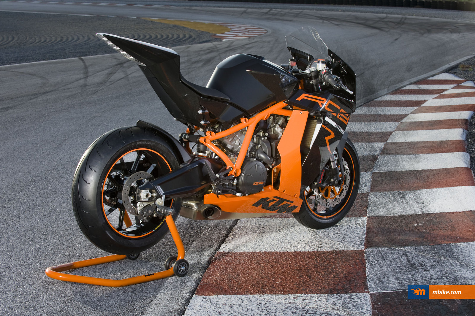 2011 KTM RC8 R