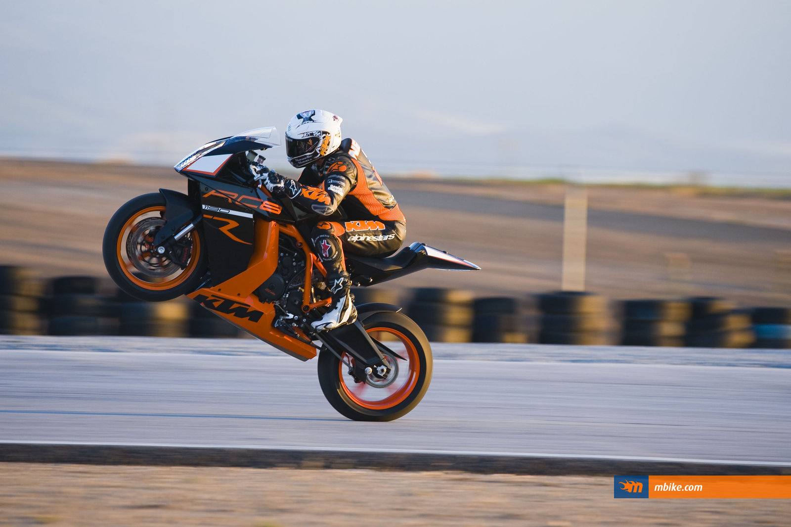 2011 KTM RC8 R