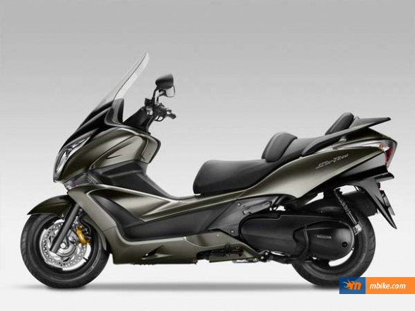 2011 Honda SW-T600