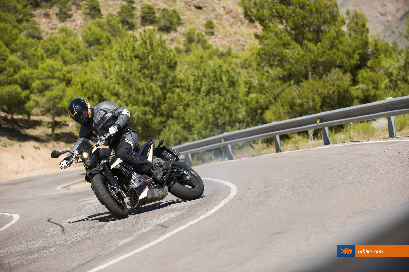 2011 KTM 690 Duke