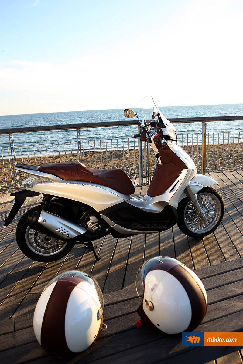 2011 Piaggio Beverly 300