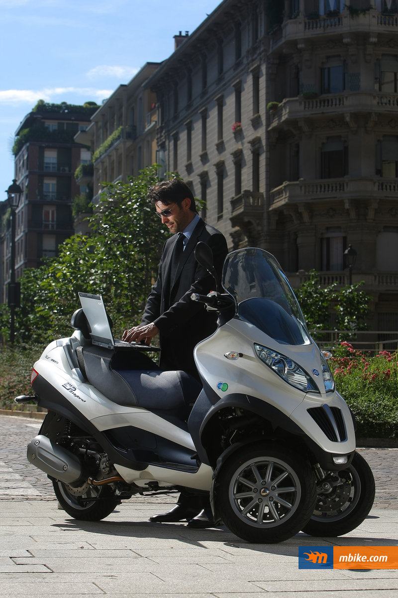 2011 Piaggio MP3 300 Hybrid