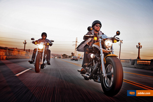 2011 Harley XL1200C Sportster Custom