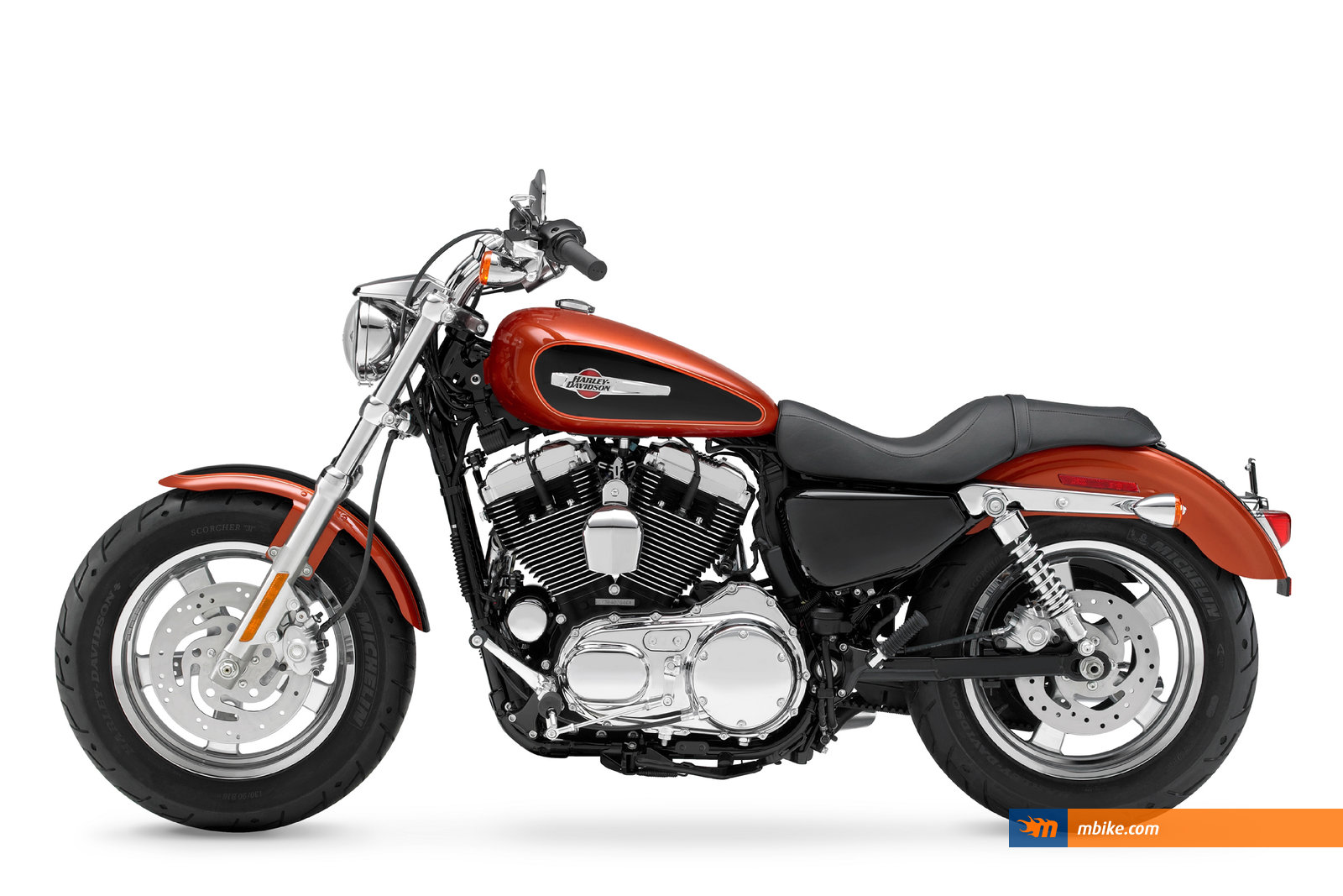 2011 Harley-Davidson XL1200C Sportster Custom