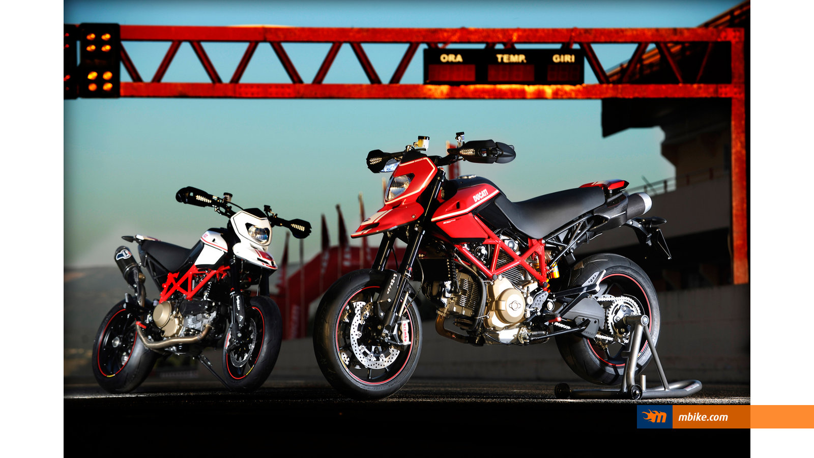 2011 Ducati Hypermotard 1100 EVO SP