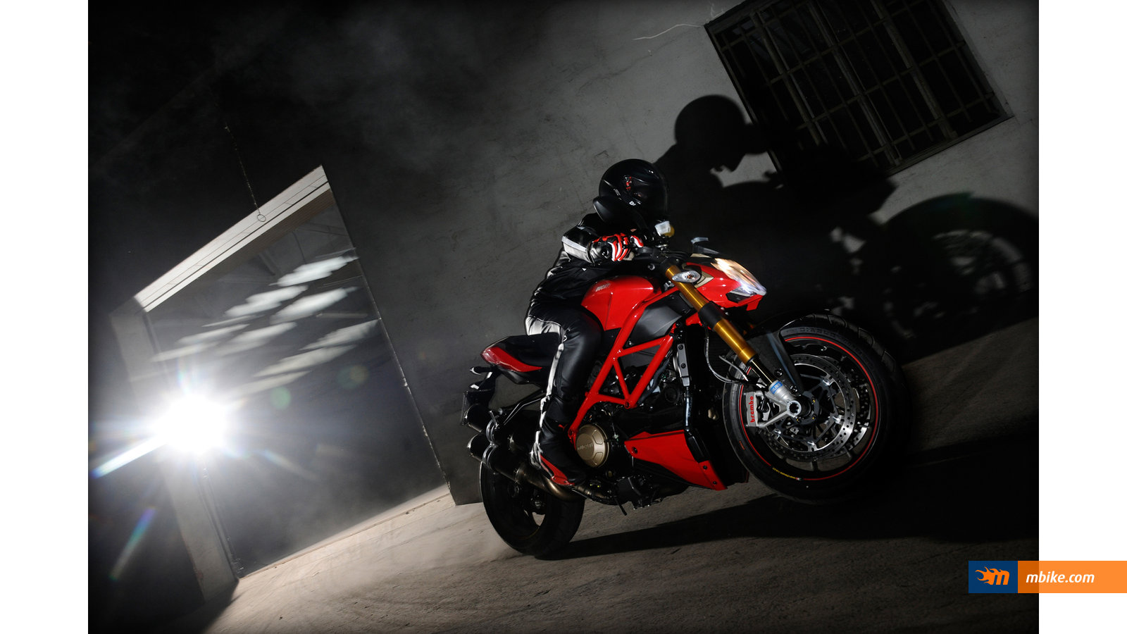 2011 Ducati Streetfighter S