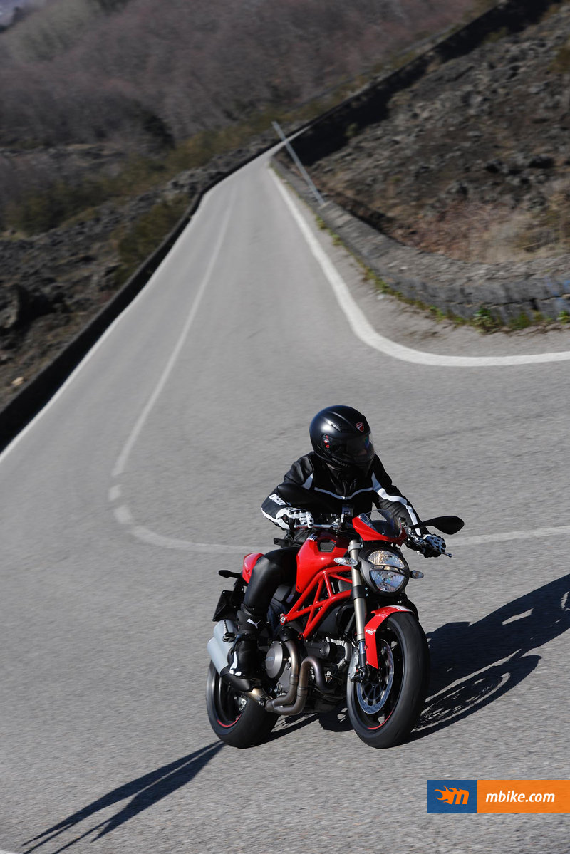 2012 Ducati Monster 1100 EVO