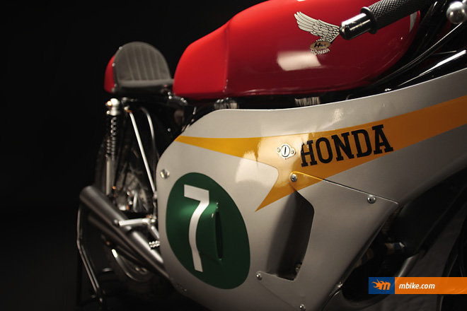 1966 Honda RC166 250