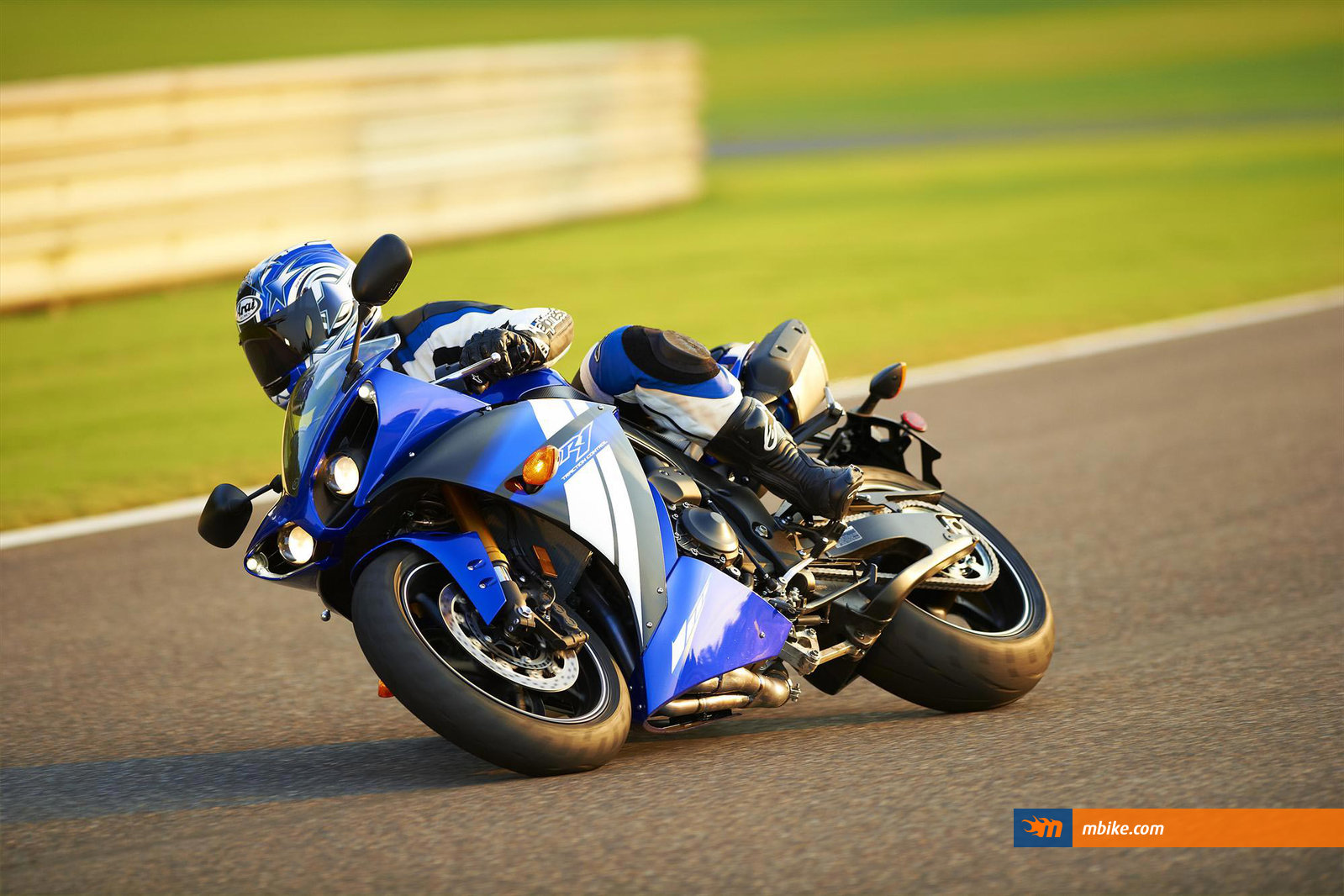 2012 Yamaha YZF-R1