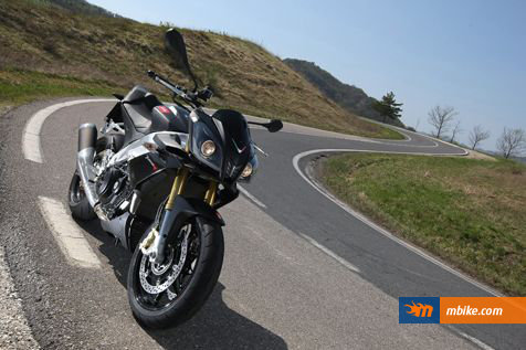 2013 Aprilia Tuono V4R APRC