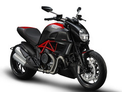 Photo of a 2015 Ducati Diavel Carbon