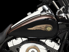 2013 Harley-Davidson FLHR Road King 110th Anniversary