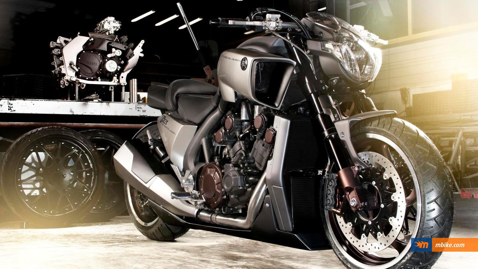 2013 Yamaha VMAX Hyper Modified Ludovic Lazareth (VMAX)